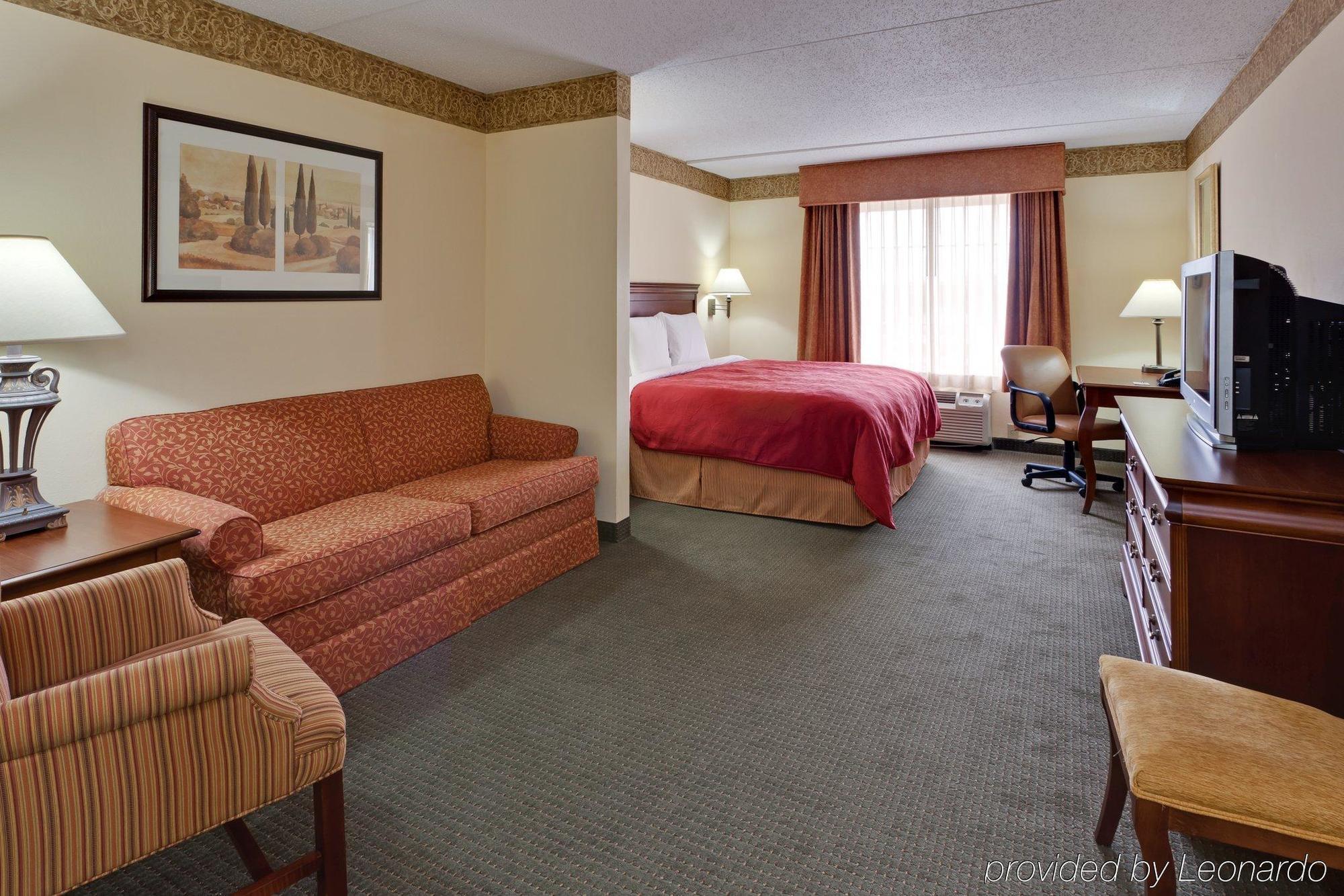 Baymont By Wyndham Clinton Hotel Kamer foto